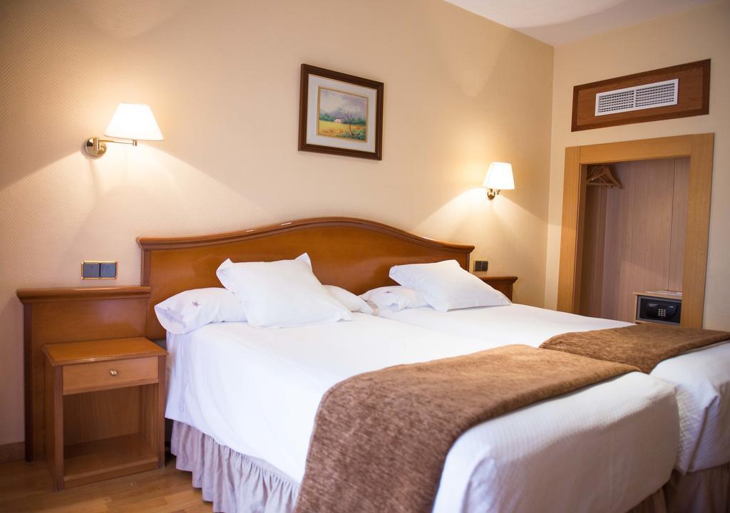 Angeles Hotel&spa Hotel 4*