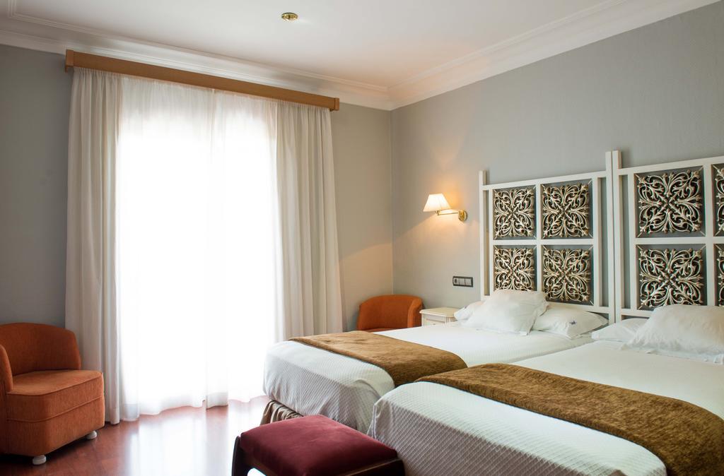 Angeles Hotel&spa Hotel 4*